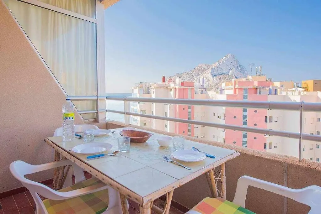 Apartamento en Calpe en 1ª linea de playa. AGUAMARINA-1