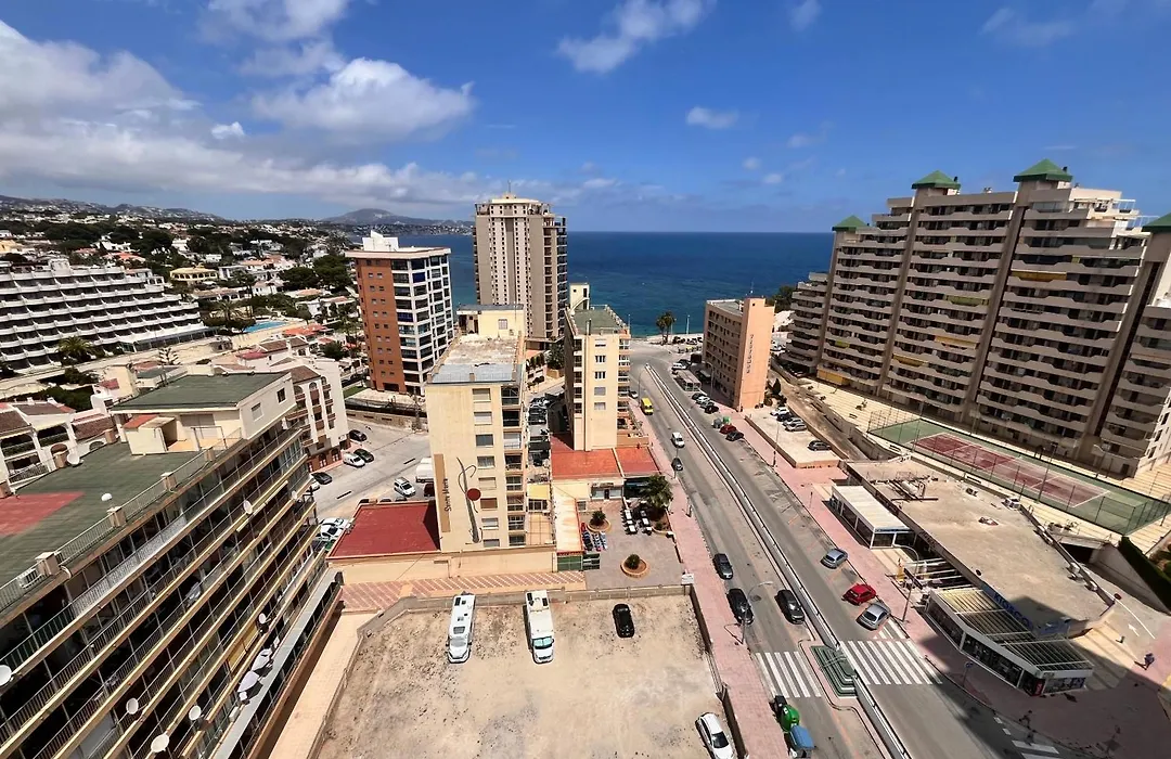 Calpe apartamento con vistas al mar impresionantes a 5 min de la playa aire wifi parking comunitario-1