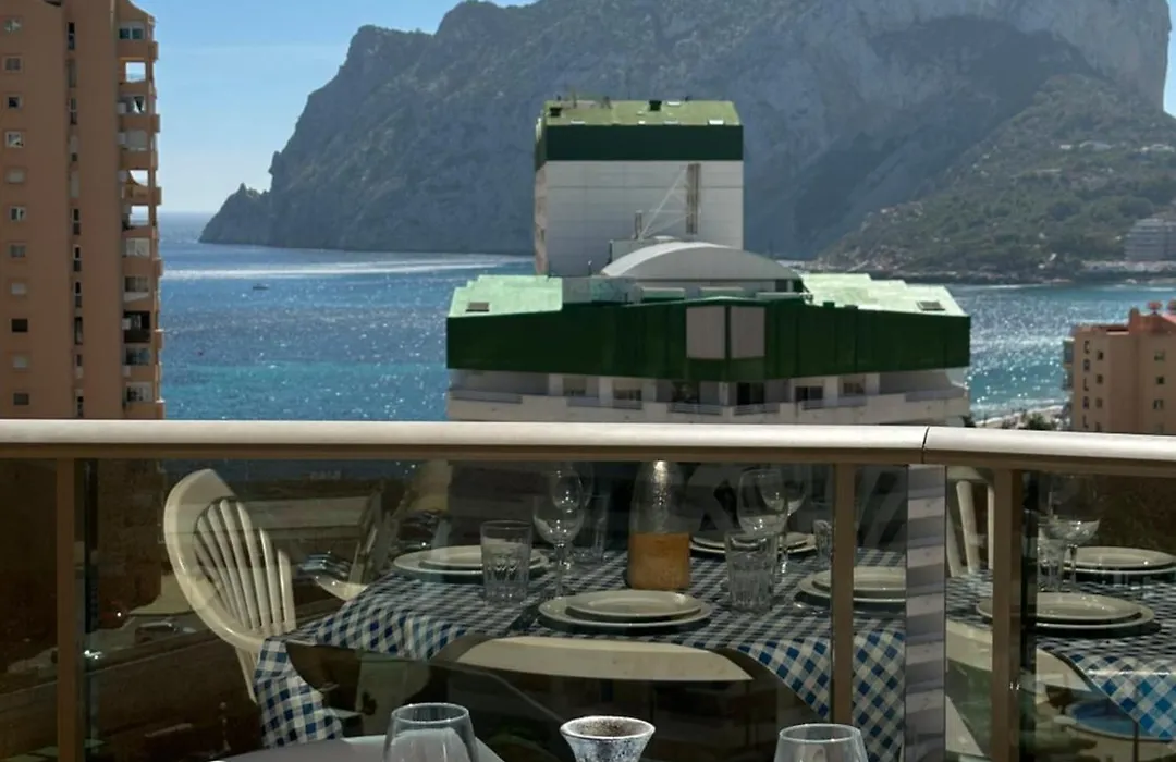 Luxurious Esmerald-1