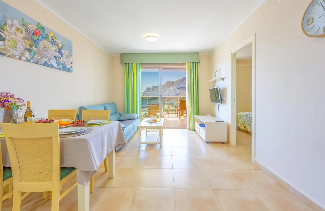 Apartment of Joy Piscina Aparcamiento-1