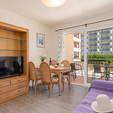 Apartamento Arenal 3 - Plusholidays-2
