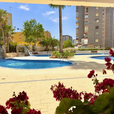 Appartement équipé CALPE Espagne, 4 couchages, terrasse, piscines, climatisation, garage, WIFI gratuits-2
