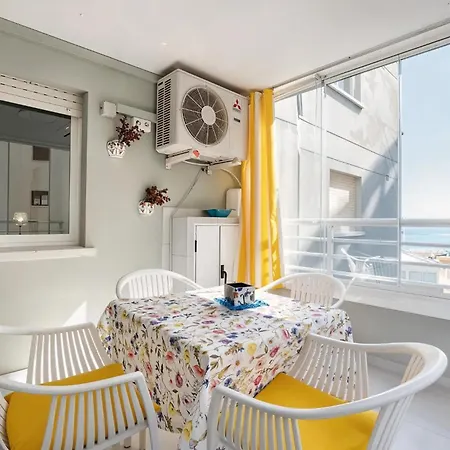 Apartment On The Beach With Parking And Pool-2