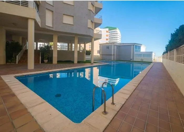 Apartamento Aquarium Park, 1ª linea de playa, piscina privada, aire acondicionado y wifi de alta velocidad Calpe