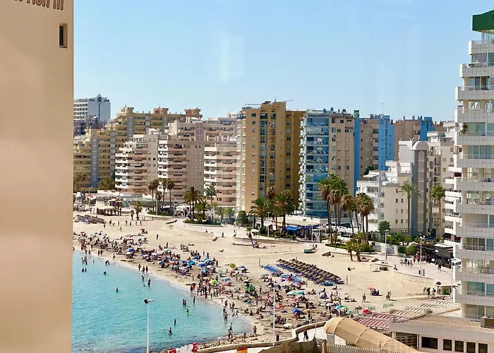 Clubrent - Edf Horizonte, estudio de estilo escandinavo Calpe
