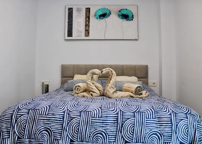Calpe apartamento nuevo 1a línea playa piscina