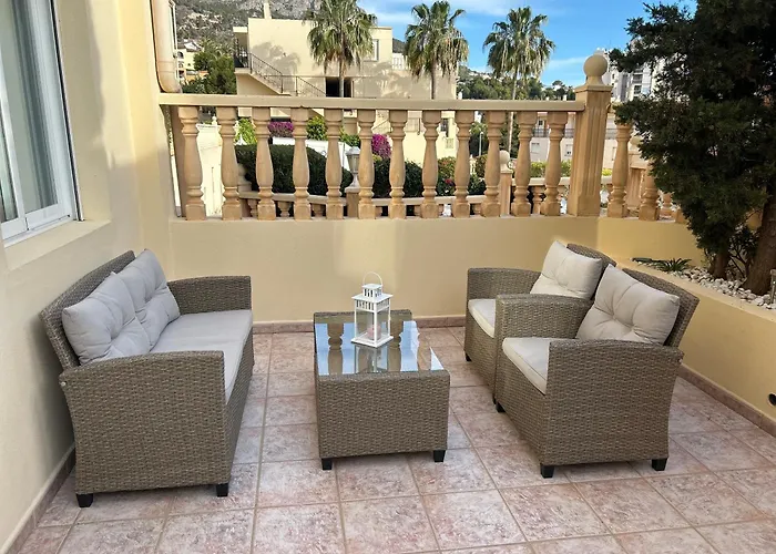 Apartamento dúplex 6 personas en zona tranquila CALPE