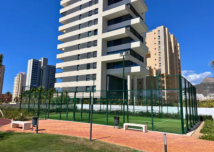 Modern 3-Bedroom With Padel And Pool Access Calpe
