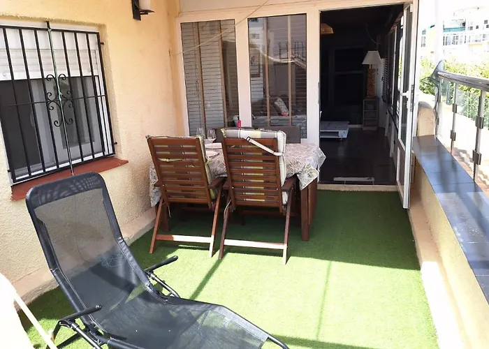 Apartamento Ático centrico, 50m de la playa, vista al mar, wifi fibra, gran terraza Calpe