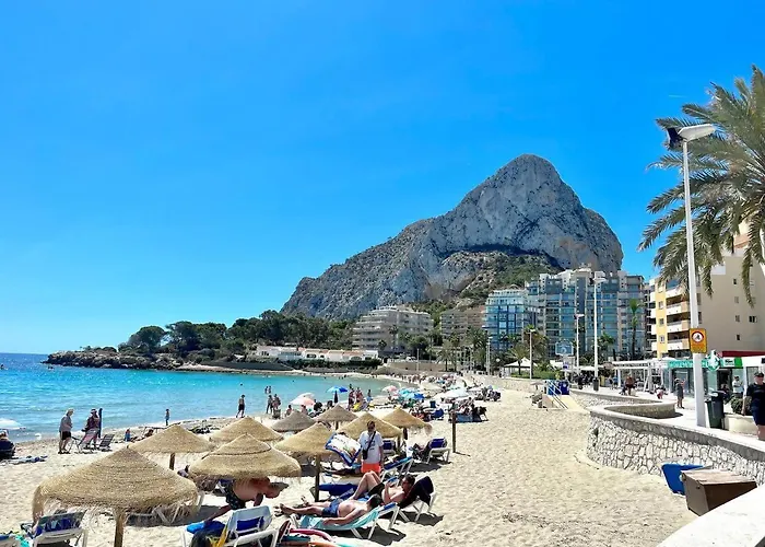 Relax e impresionantes vistas en apto1a línea Calpe