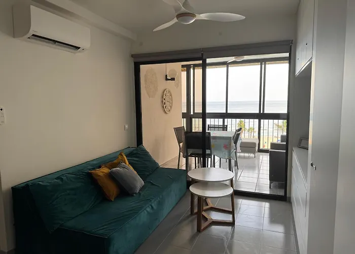 Moderno Apartamento Colon con Vistas al Mar Calpe
