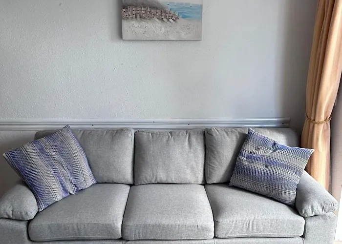 Comfy Sea View Apartment With Parking Calpe