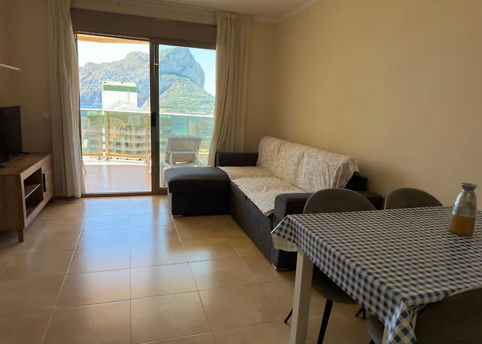 Luxurious Esmerald Calpe
