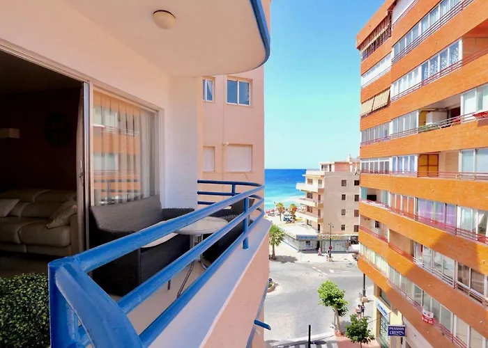 3- Bedroom Apartment In The Centre Of Calpe With Nice Living Room, 1 Bathroom.